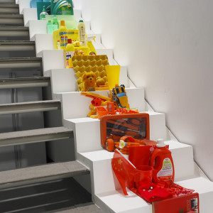 Li Jinghu, Rainbow, 2009, Second-hand commodities, Dimensions variable