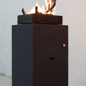 Liu Bolin, Burnning Man No.06, 2007, Bronze, 96 x 40 x 190 cm
