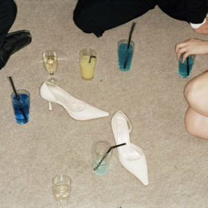 Martin Parr, Luxury – Students at a party, England, Cambridge, 2005, Pigment print, 100 x 151 cm