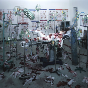 Wang Qingsong, ICU, 2013, Impression jet d’encre sur papier Fine Art, 180 x 300 cm