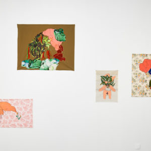 Gozde Ilkin, vue de l’exposition Home is where the (he)art is sous le commissariat Yann Perreau, Galerie Paris-Beijing, 2018