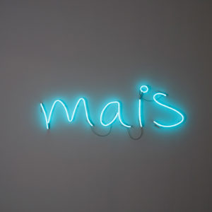 Volkan Aslan, Mais, 2019, neon light, 43 x 150 cm