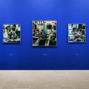 Baptiste Rabichon, En ville, Cloître Saint-Trophime, Rencontres d’Arles, 2018, France, vue d’exposition