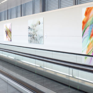 Baptiste Rabichon, Parisian Drawings, 2020, Installation photographique, Aéroport Paris-Orly
