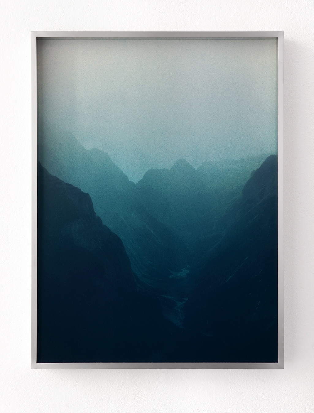 Sebastian-Wickeroth_Untitled-15_matter-constant_2021_48.5x36.5x4_CourtesyPARIS-B