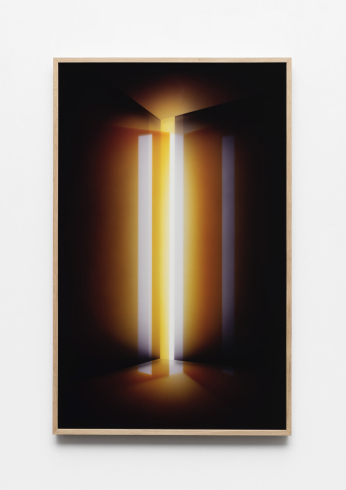 Justin Weiler Dédale-Screen, 2023. Ink on glass, 160 x 100 cm.