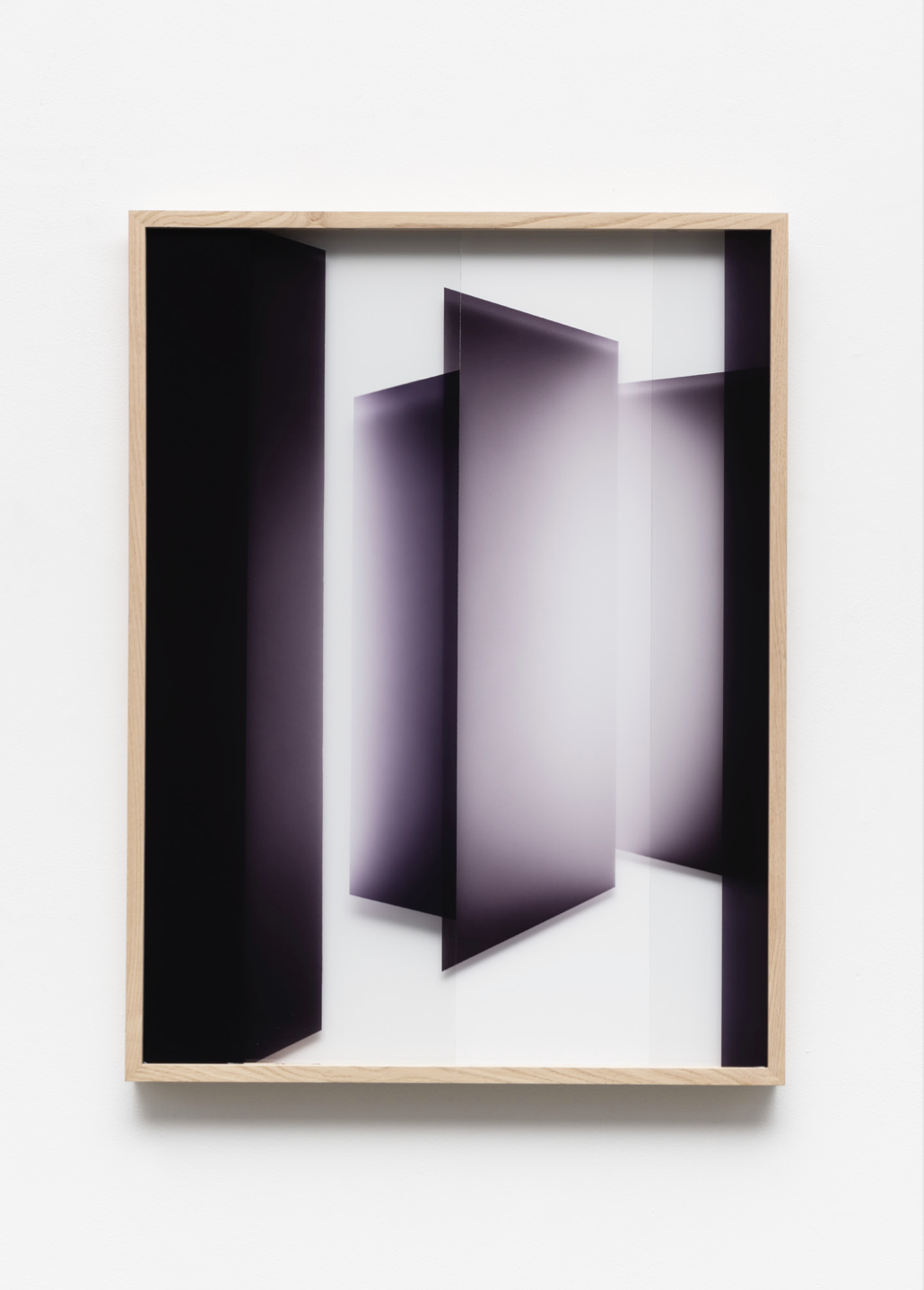 Justin Weiler Espaces Intermédiaires, 2023. Encre sur verre, 80 x 60 cm.