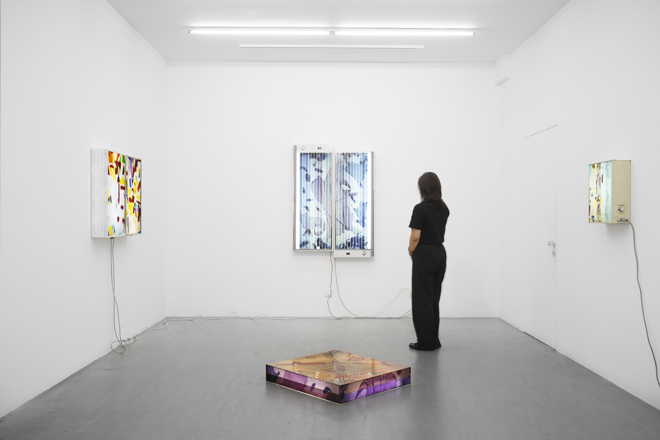Hector Castells Matutano_Fantome_exhibition view 2_Copyright Theo Baulig_Courtesy Hector Castells Matutano and PARIS-B..JPG Hector-Castells-Matutano_Fantome_exhibition-view-2_Copyright-Theo-Baulig_Courtesy-Hector-Castells-Matutano-and-PARIS-B