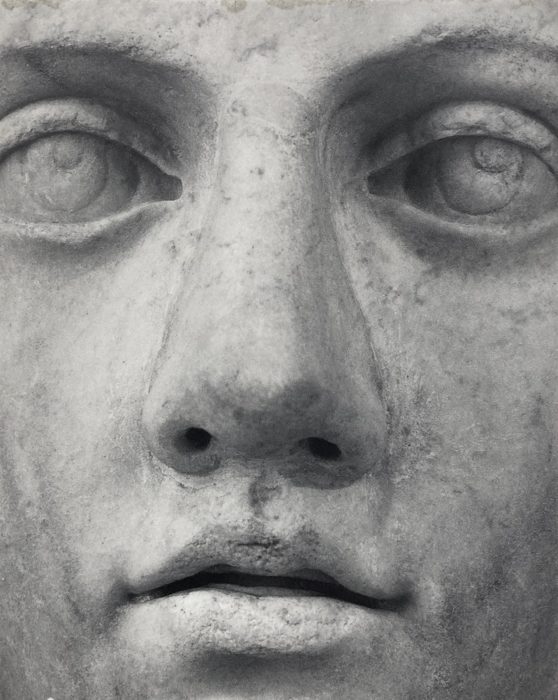 Dune-Varela_Le-grand-visage(detail)_2023_Impression-sur-marbre_52.2-x-43-cm_Courtesy-de-l'artiste-et-PARIS-B