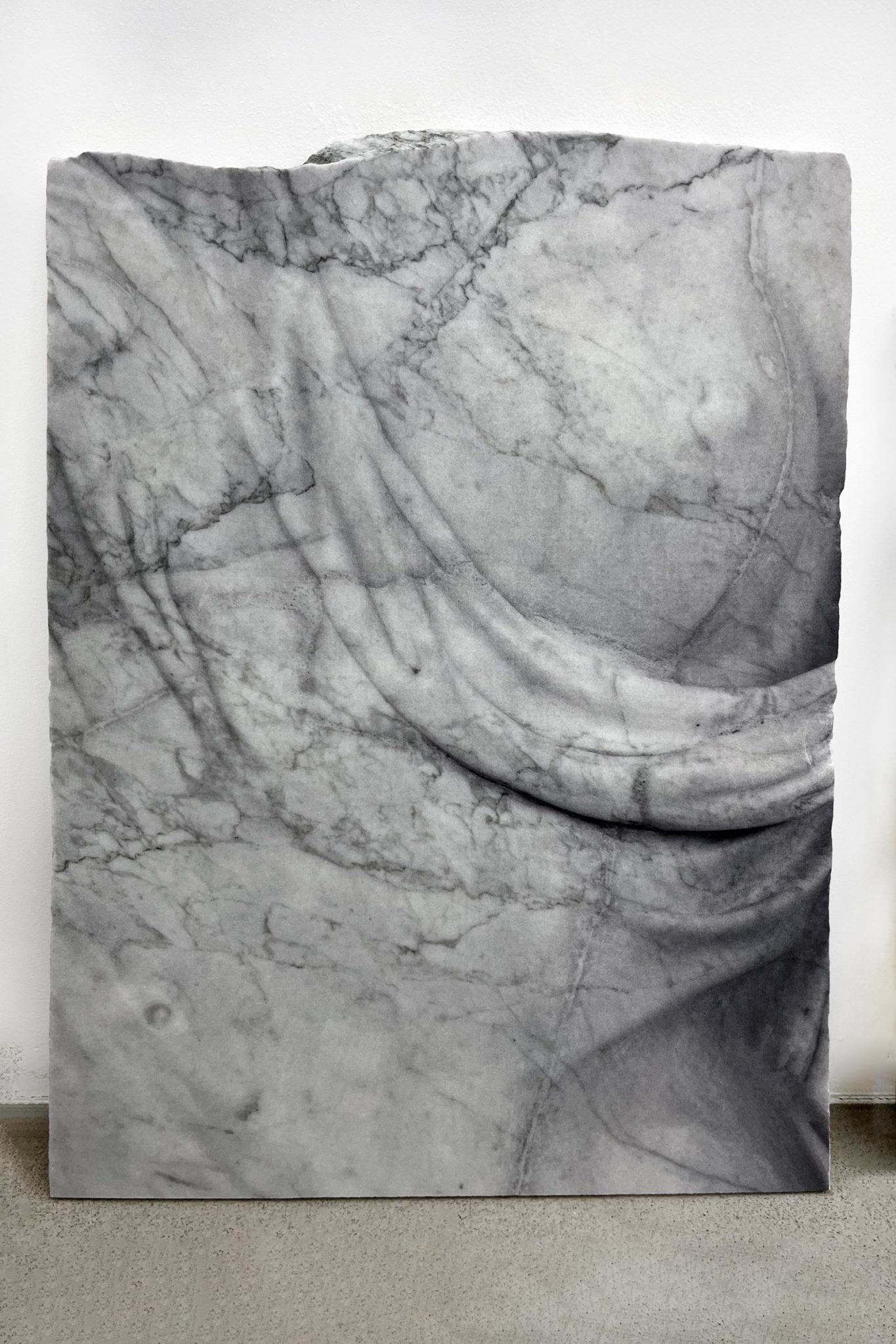 Dune Varela, Un sein, 2023, print on marble, 54.5 x 39 cm