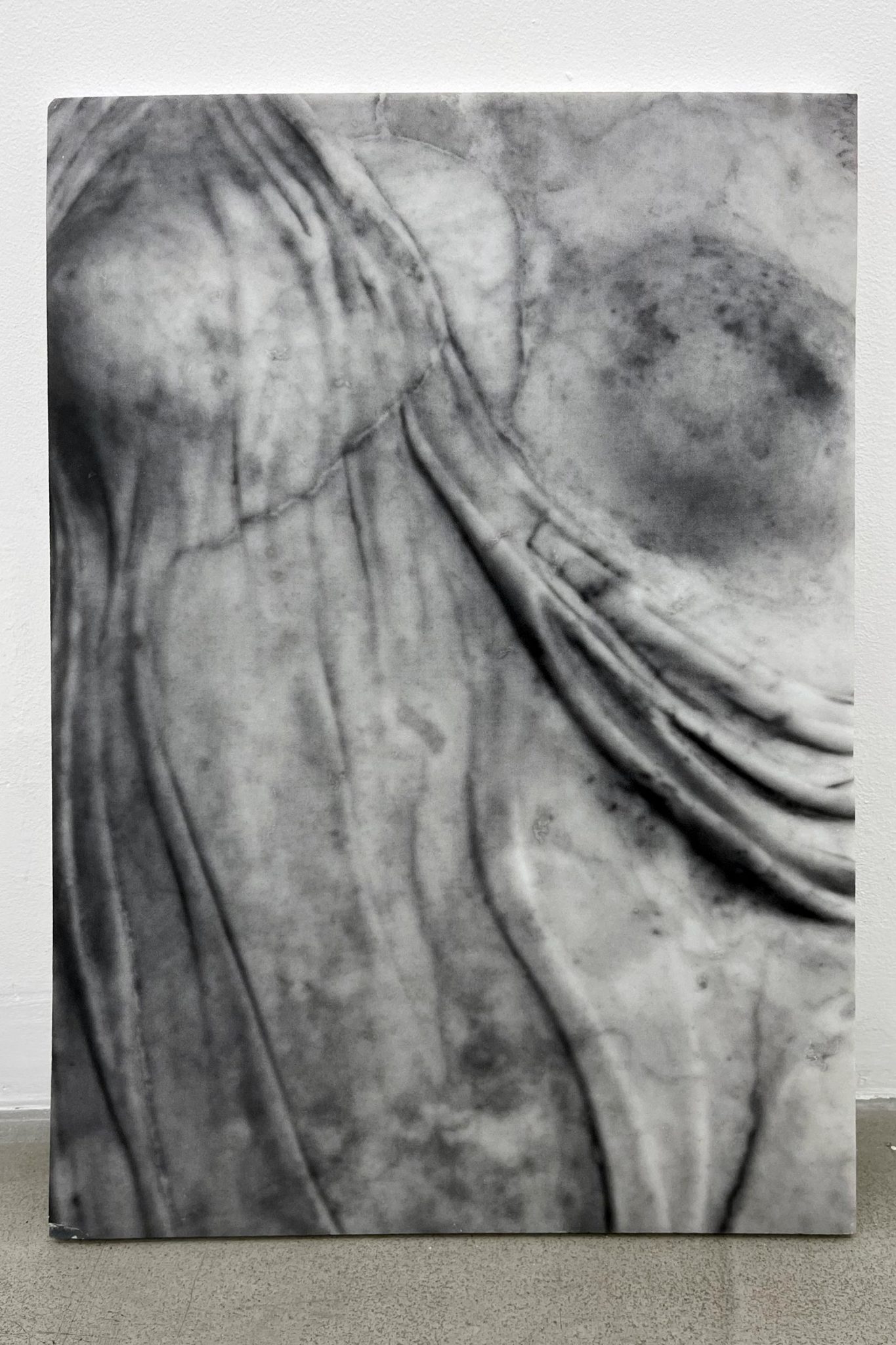 Dune Varela, Le Sein, 2023, print on marble, 52.5 x 36.5 cm