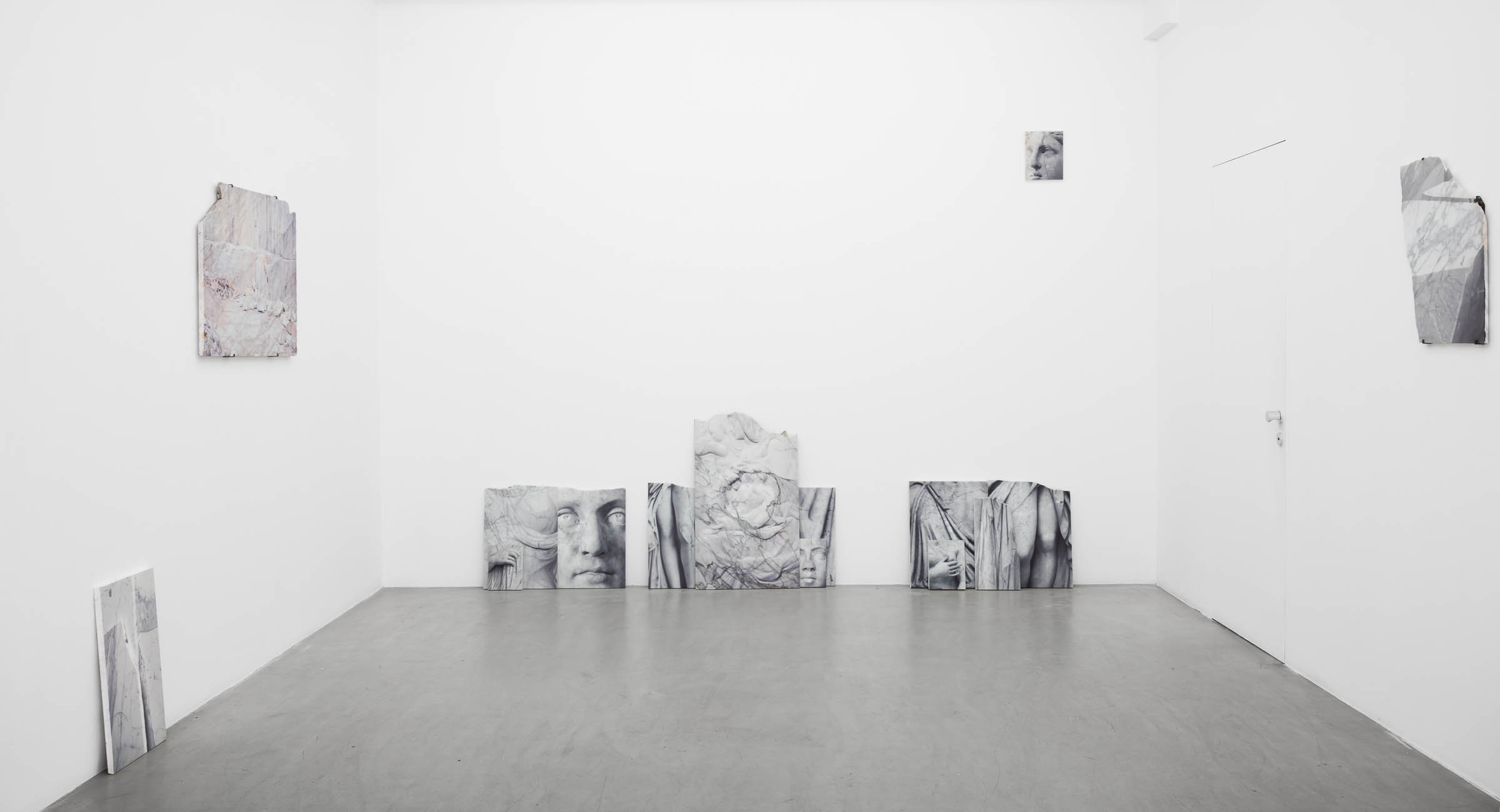 Slide-web-Dune-Varela-PB-PROJECT-Fragmentum-Exhibition-view-Photo-Théo-Baulig-Courtesy-PARIS-B