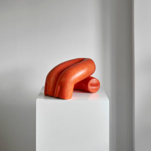 Bence Magyarlaki, BODY SCHEMA n°7 “I’ll do the talking, you do the sitting”, 2022, jesmonite, fiberglass, pigment, polyurethane, 25 x 40 x 32 cm