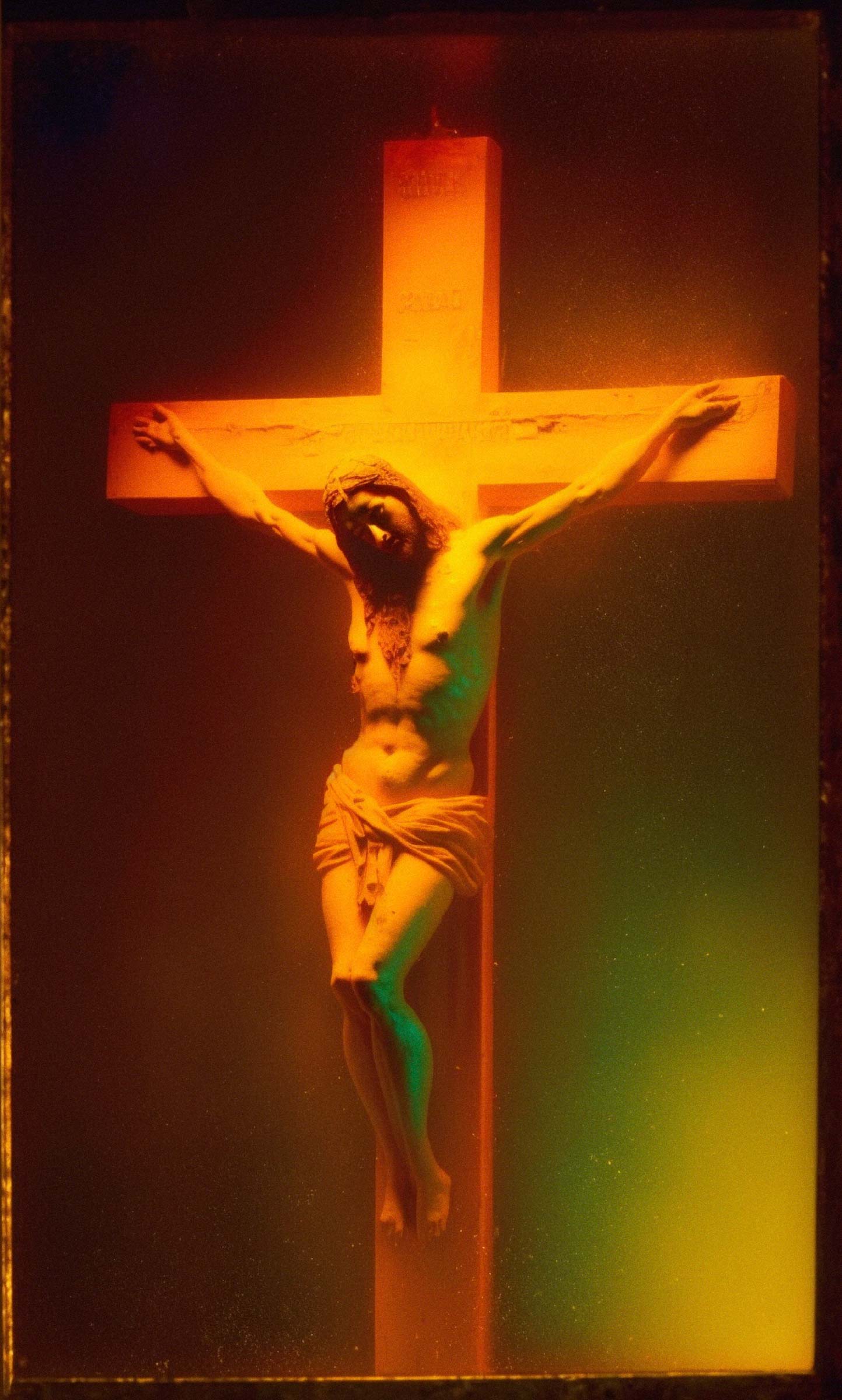 Brodbeck-&-de-Barbuat,-Etude-I-d’après-Andres-Serrano,-Immersion,-1987---2022-PARIS-B